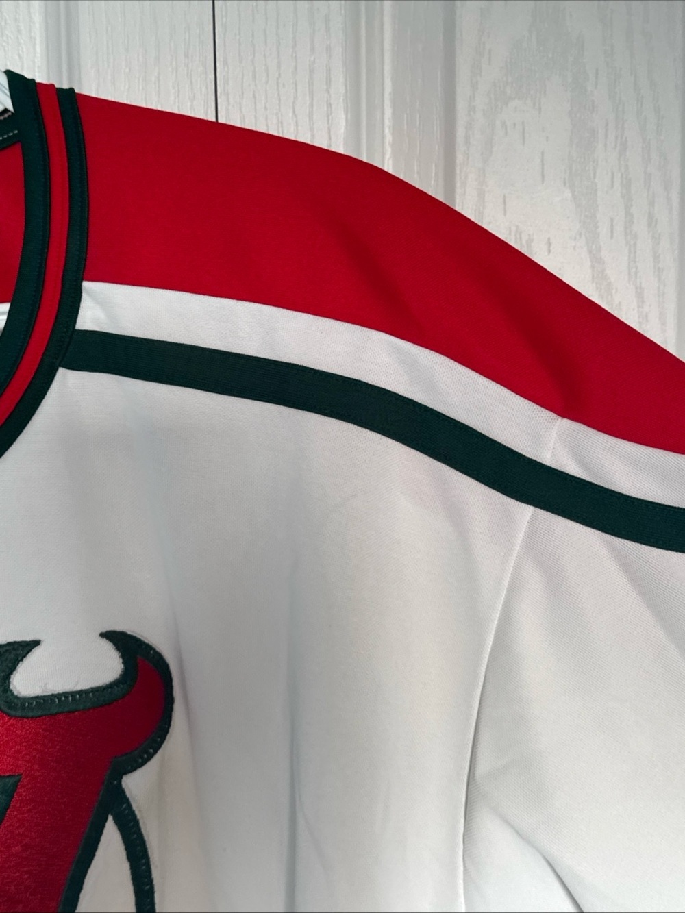 Vintage 1980s New Jersey Devils Christmas Colours Jersey Size XL Maska - Picture 4 of 7